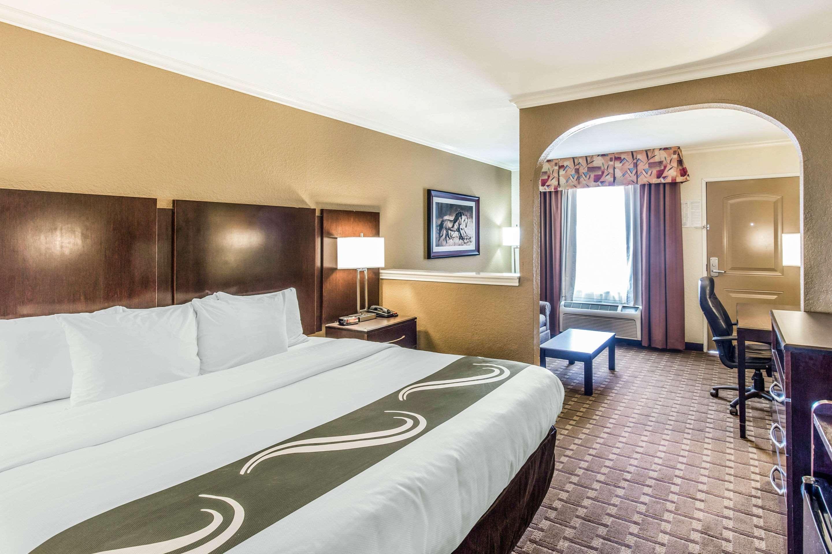 Quality Inn & Suites Abilene Extérieur photo