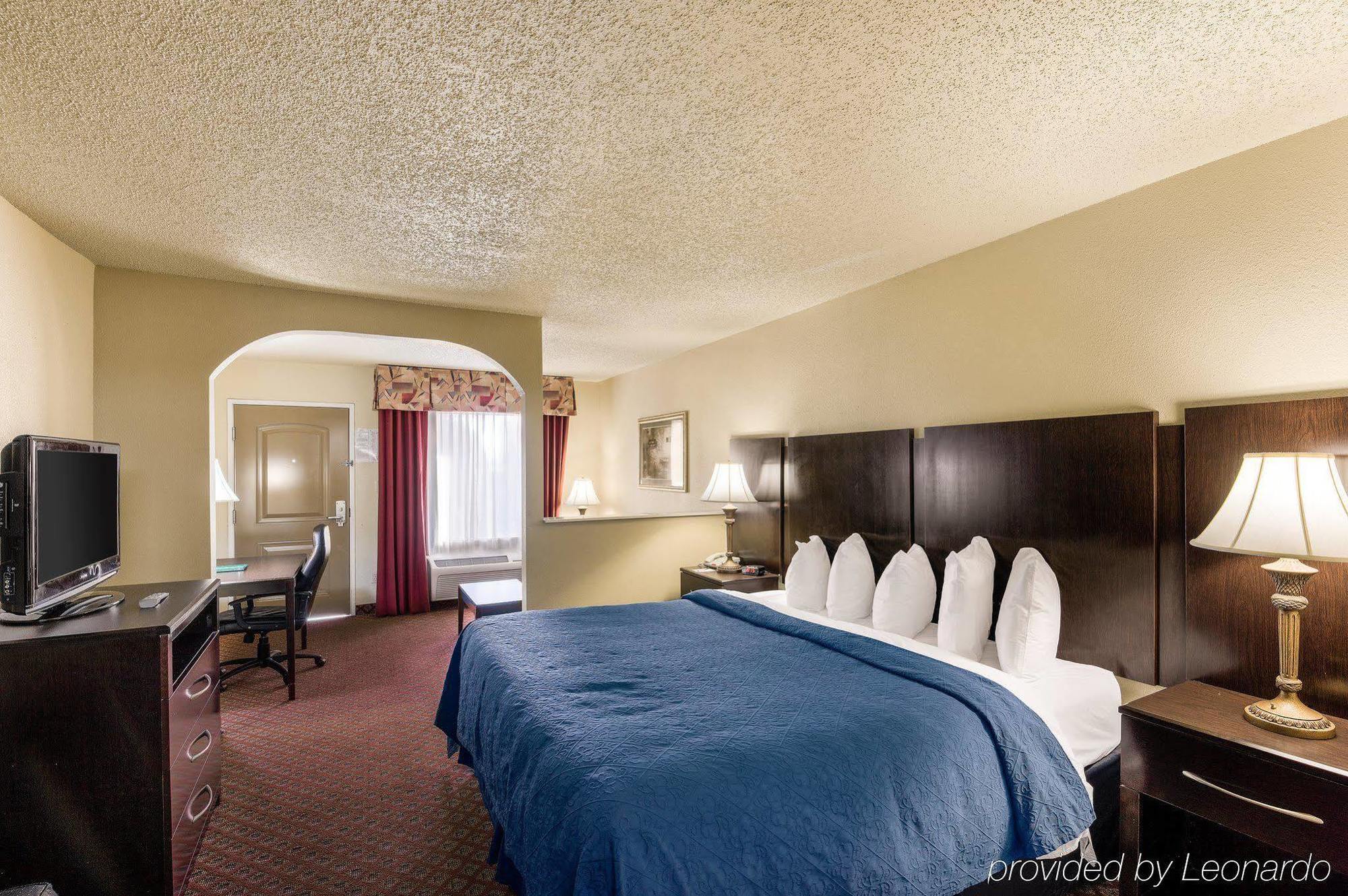 Quality Inn & Suites Abilene Extérieur photo