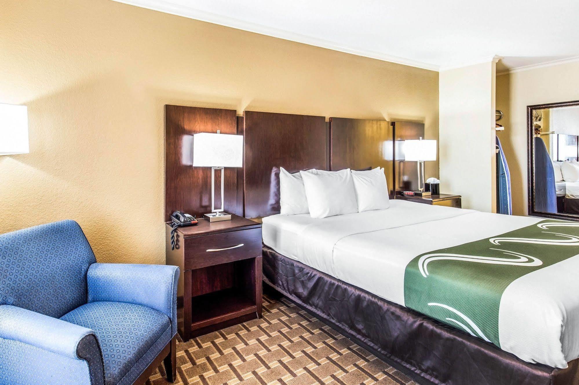 Quality Inn & Suites Abilene Extérieur photo