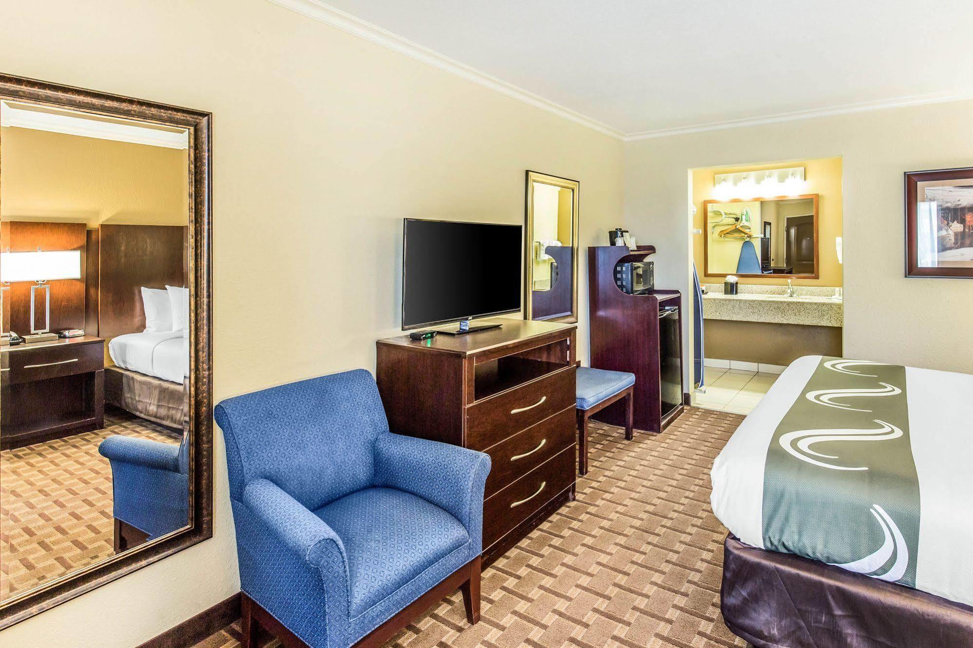 Quality Inn & Suites Abilene Extérieur photo