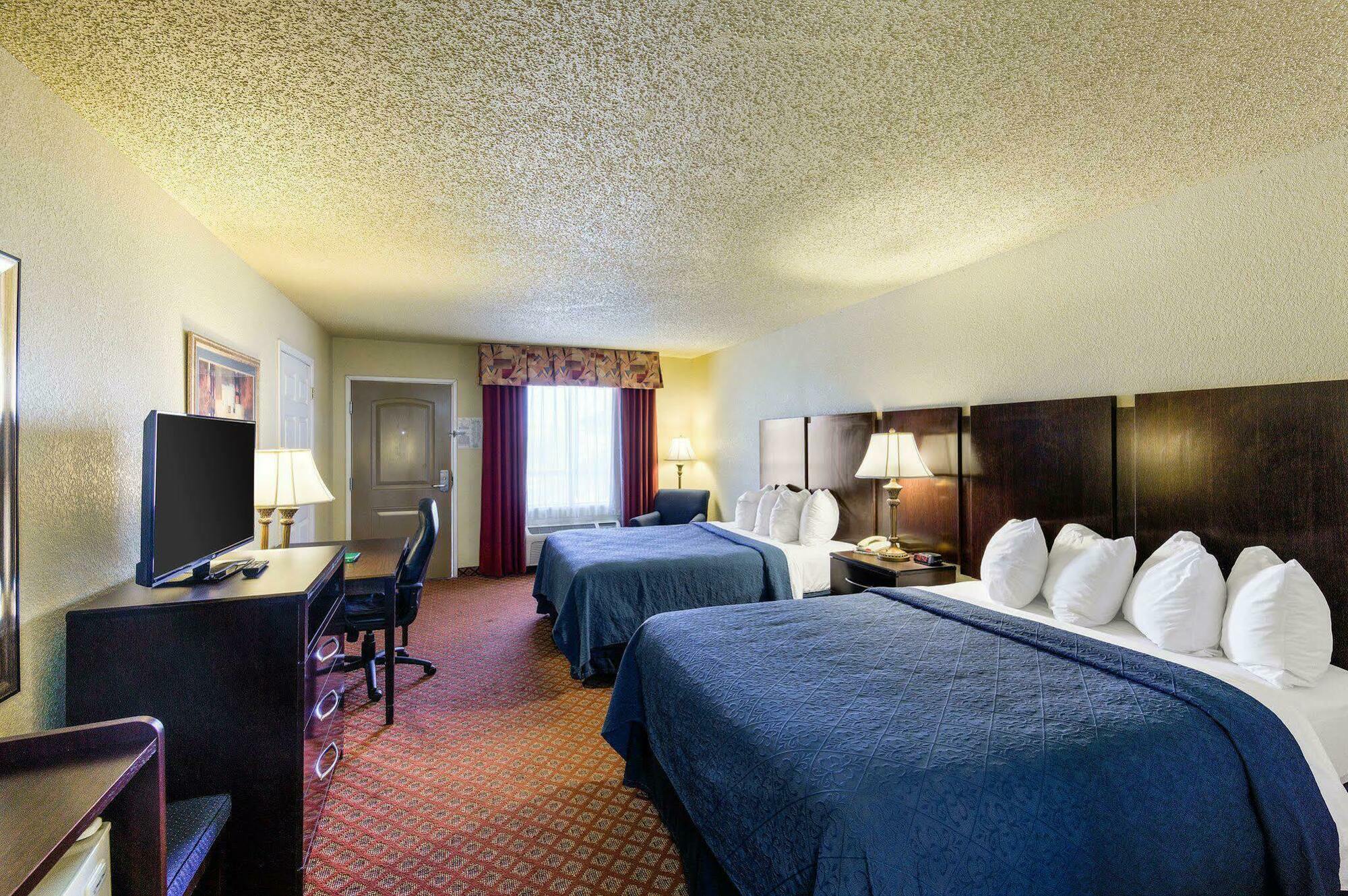 Quality Inn & Suites Abilene Extérieur photo